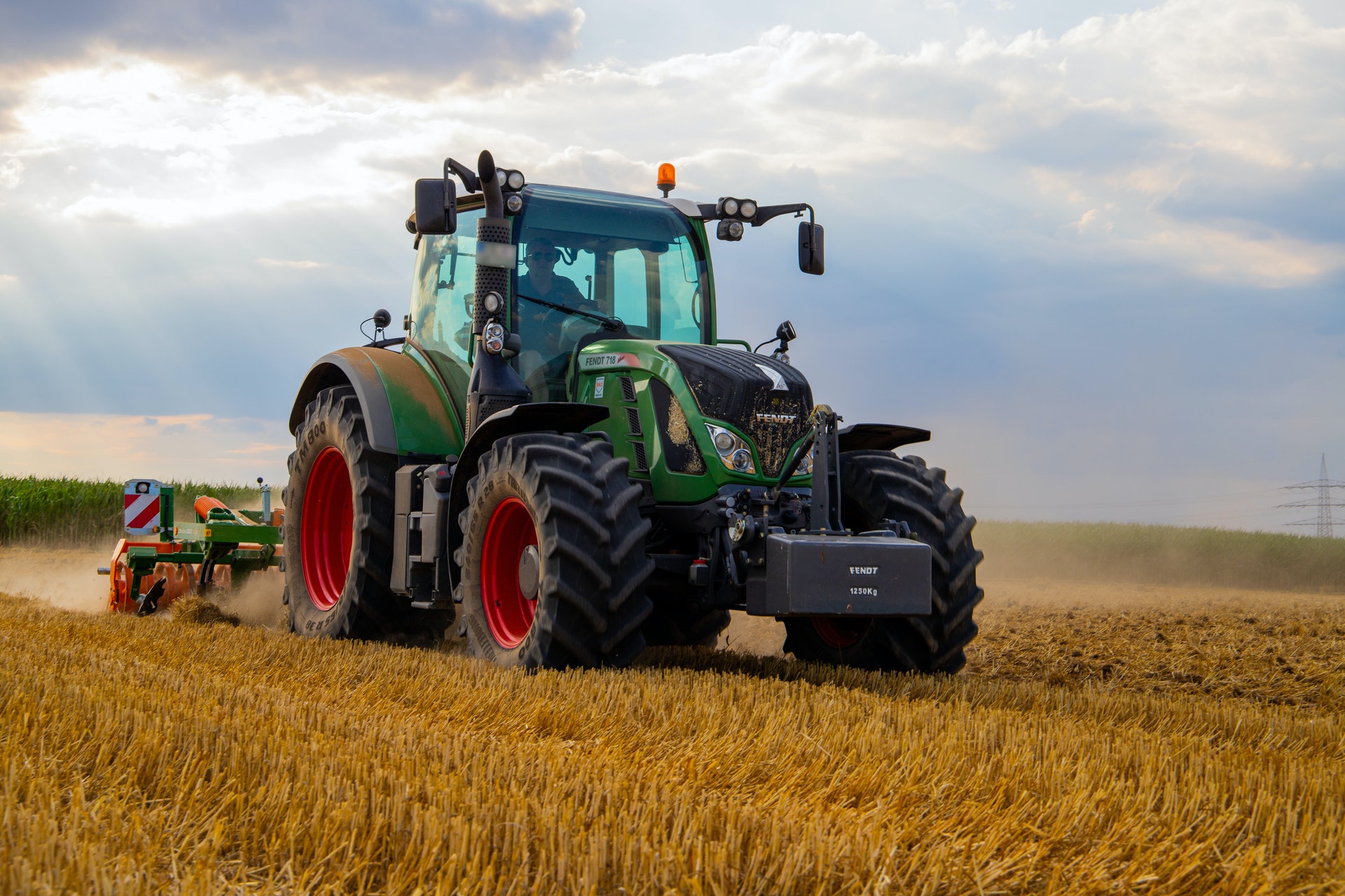 Banner de un curso de Tractor agrícola